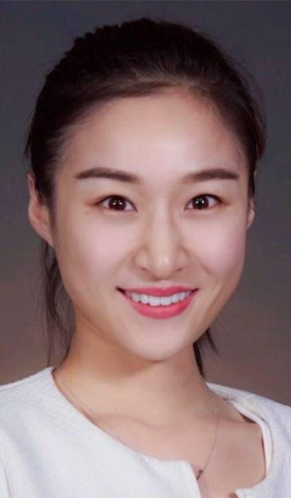 Ruizhi Huang headshot