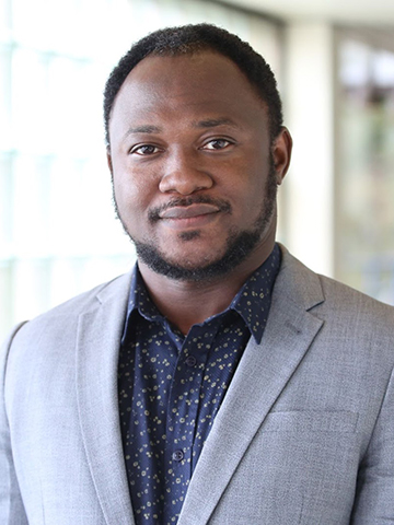 Headshot of Ebenezer Adeoti '24